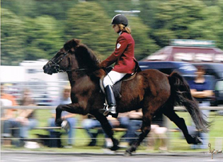 Nadja und Naela